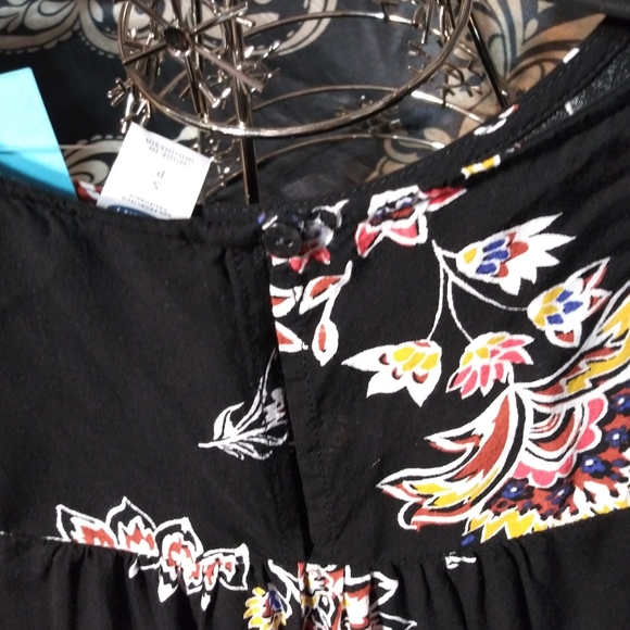 632 Size Small/p Old Navy Top - Picture 5 of 5